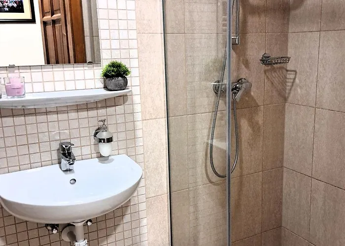 宾馆 Leimen Centrum Many